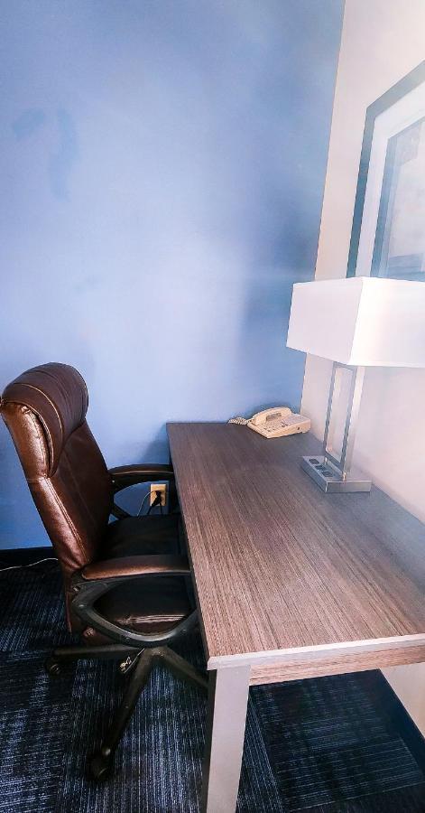 Helena Inn - Airport المظهر الخارجي الصورة